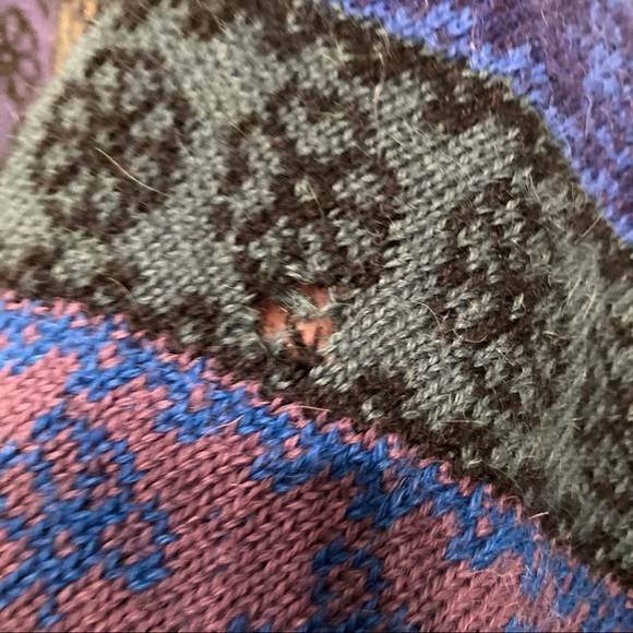 Millas Bolivia 100% Alpaca handloomed in Bolivia multicolor poncho size medium - Picture 3 of 9